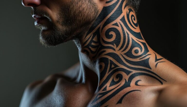 découvrez les significations et symboliques des tatouages au cou chez l'homme. explorez les designs populaires, leur impact culturel et ce que chaque motif révèle sur la personnalité de celui qui les porte.